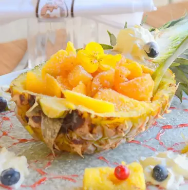 ananas pirogue salade de fruit